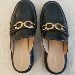 NWOT Circus NY Edelman lug-sole mules. Size 8.